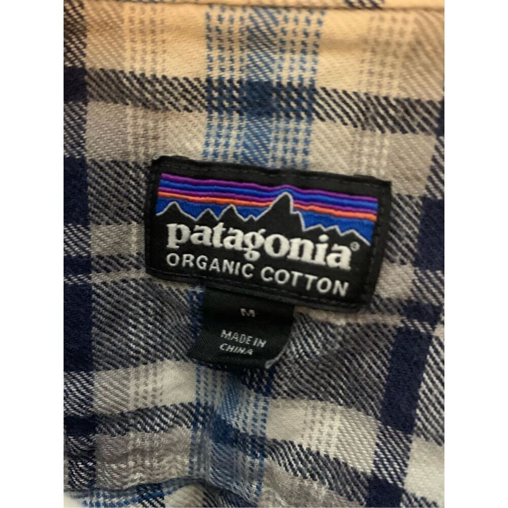 Patagonia Lightweight Fjord Flannel plaid button down shirt men's size medium - Picture 3 of 4